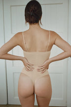 BODY MET BEUGELS EN POLYAMIDE